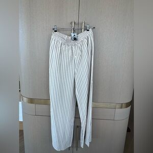 Cozy pants look like pajama but are for everyday look!